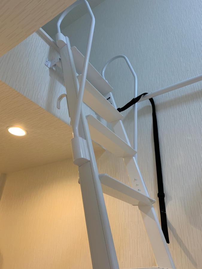 Hanshe 2-story 最近の駅から徒歩1分 *